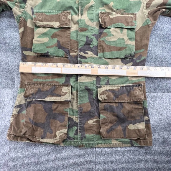 Vtg Distressed Military Woodland Camo Combat Field Jacket Mens Small Regular BDU - Picture 10 of 13